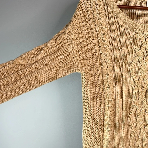 OLD NAVY Classic Cable Knit Pullover Sweater Sand Dune Tan Cotton Blend Crew S - Picture 5 of 12